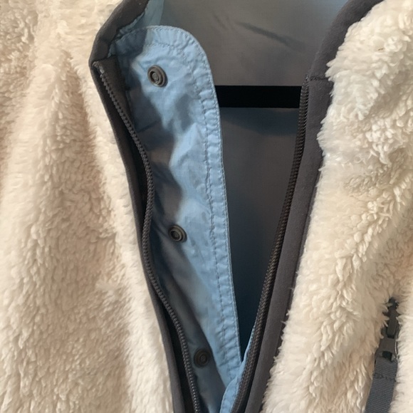 Lauren James reversible fleece pull over - Picture 6 of 7